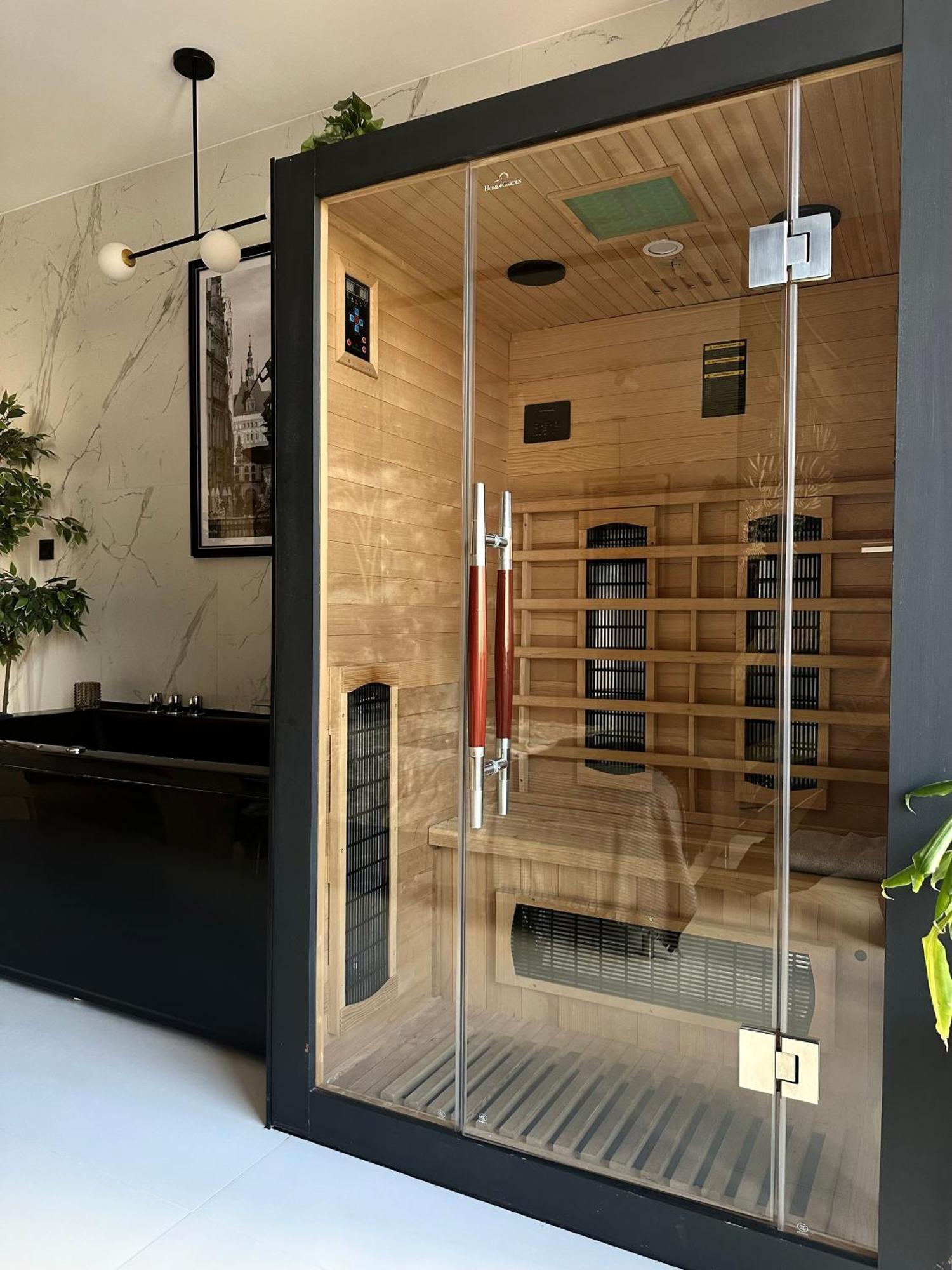 Jacuzzi #2 - Relax Apartment *